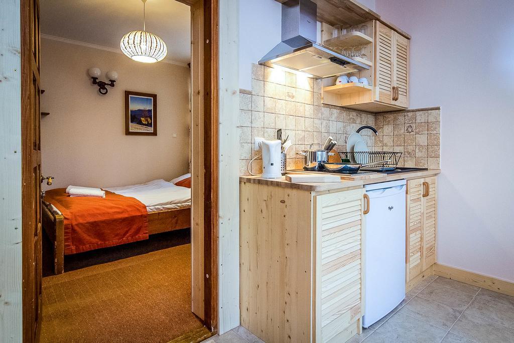 Aparthotel Pod Nosalem 3*